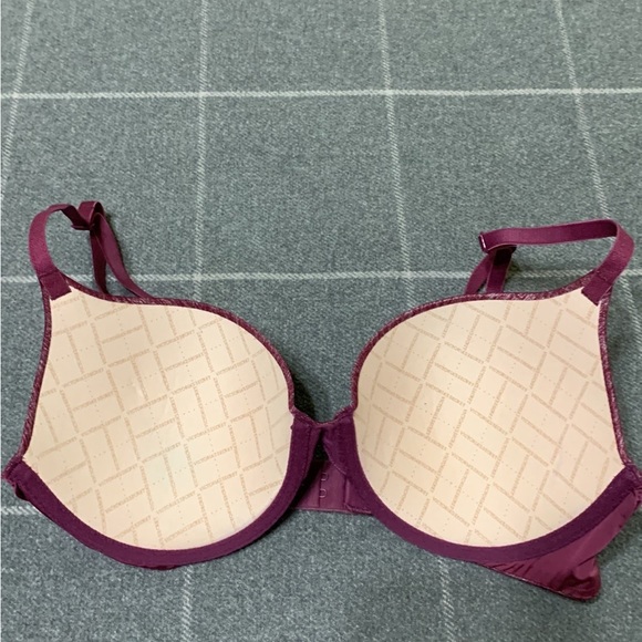 ♥️ Victoria’s  Secret Padded Perfect Coverage Bra - Picture 3 of 6